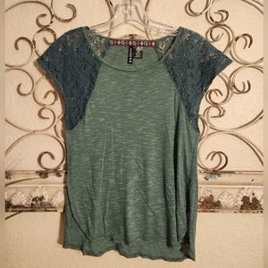 Green Full Tilt lace sleeved top